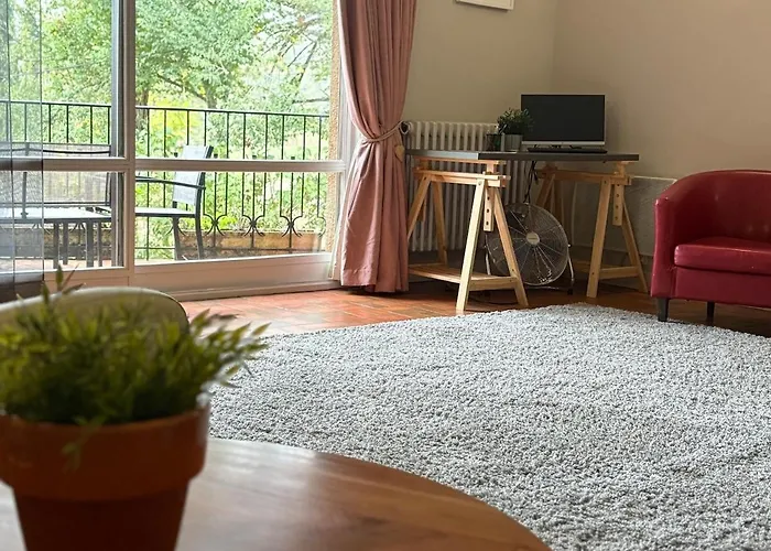 Retreat In The Gers With Pool, Bikes And Starry Skies * Barran